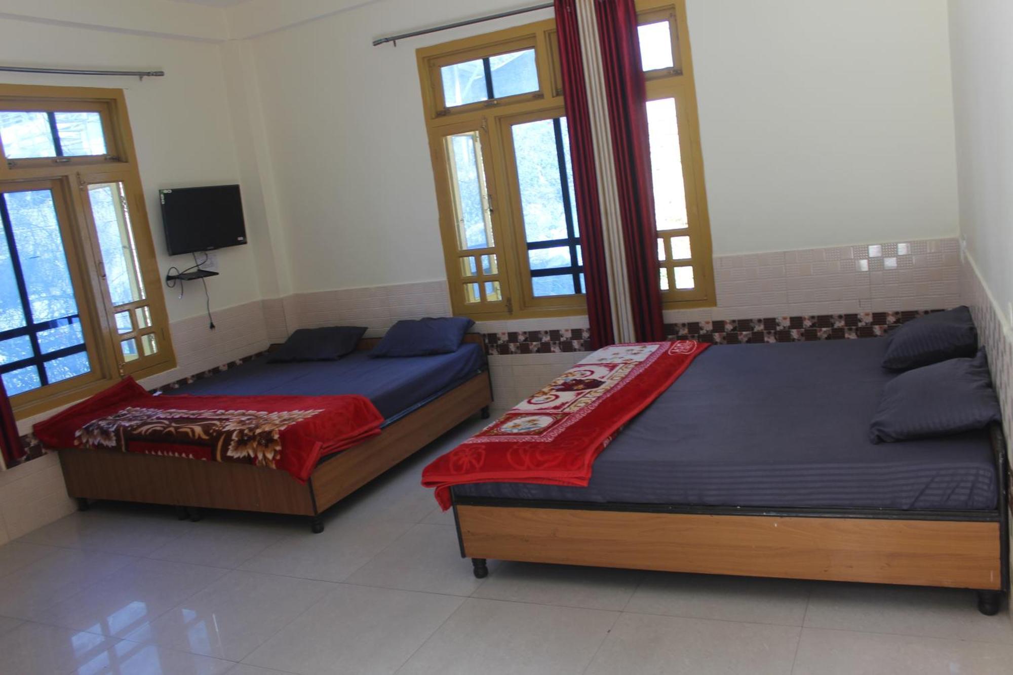 Moonlight Guest House كاسول المظهر الخارجي الصورة