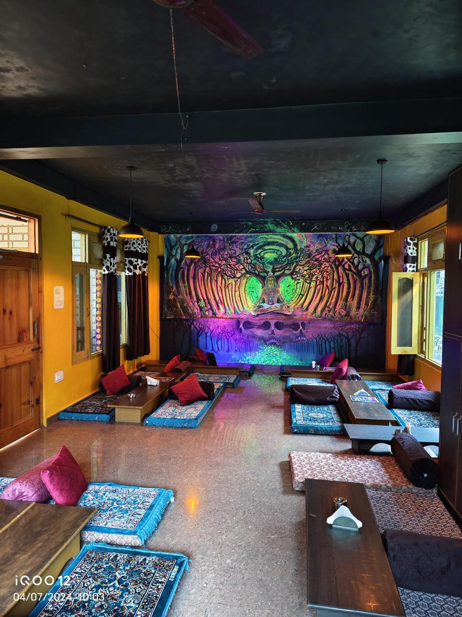 Moonlight Guest House كاسول المظهر الخارجي الصورة